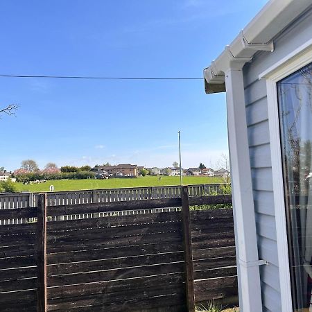 3-Bedroom Swift Caravan - Uddingston, Glasgow Exteriör bild