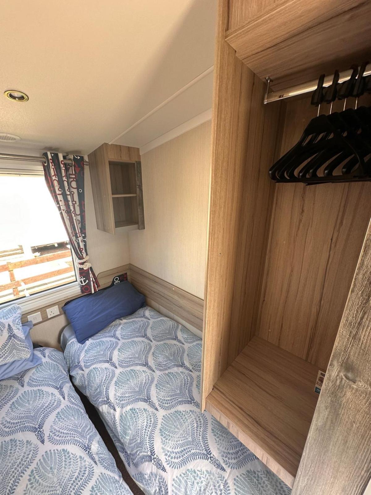 3-Bedroom Swift Caravan - Uddingston, Glasgow Exteriör bild