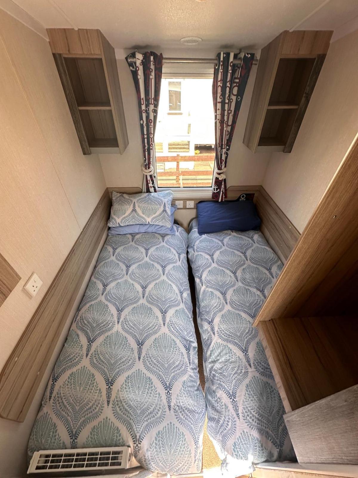 3-Bedroom Swift Caravan - Uddingston, Glasgow Exteriör bild